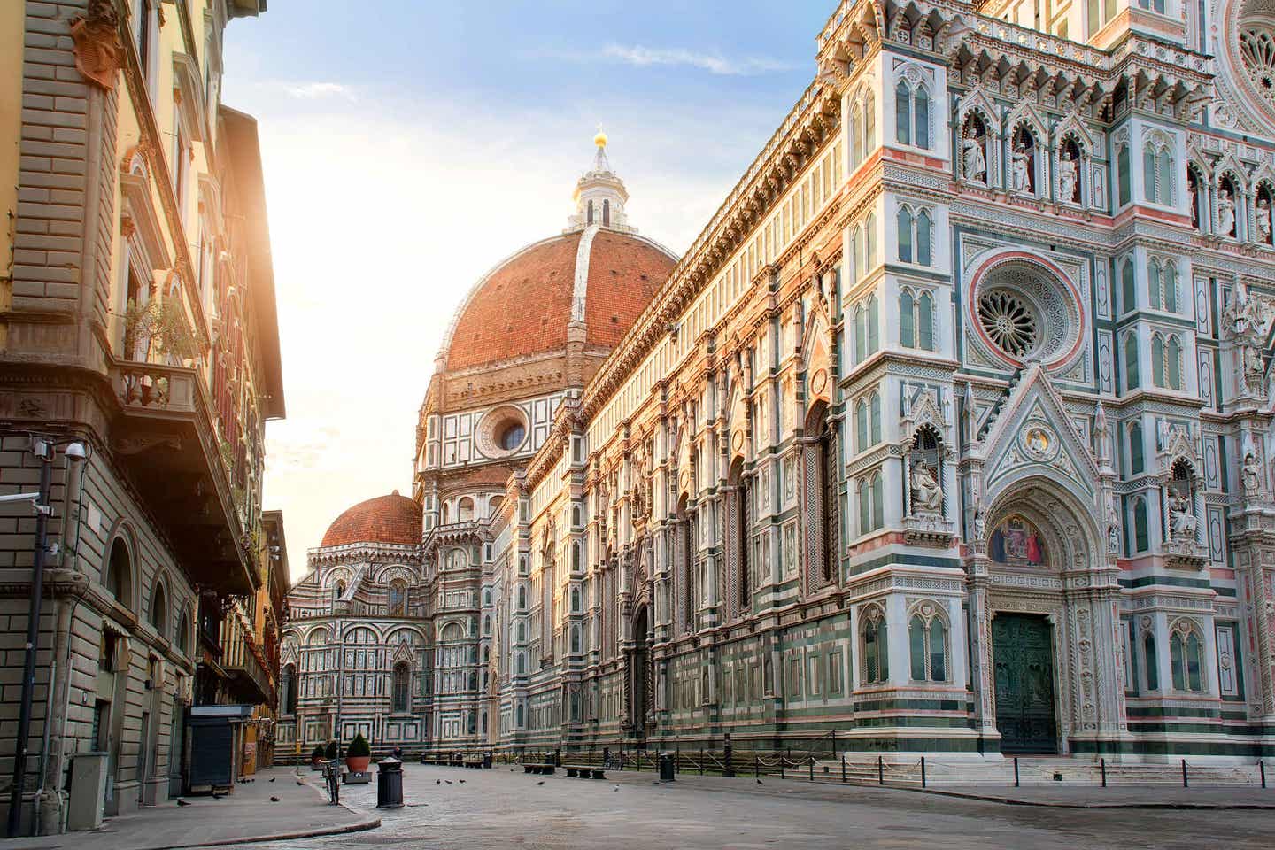 Florenz Sehenswürdigkeiten: Piazza del Doumo Naples