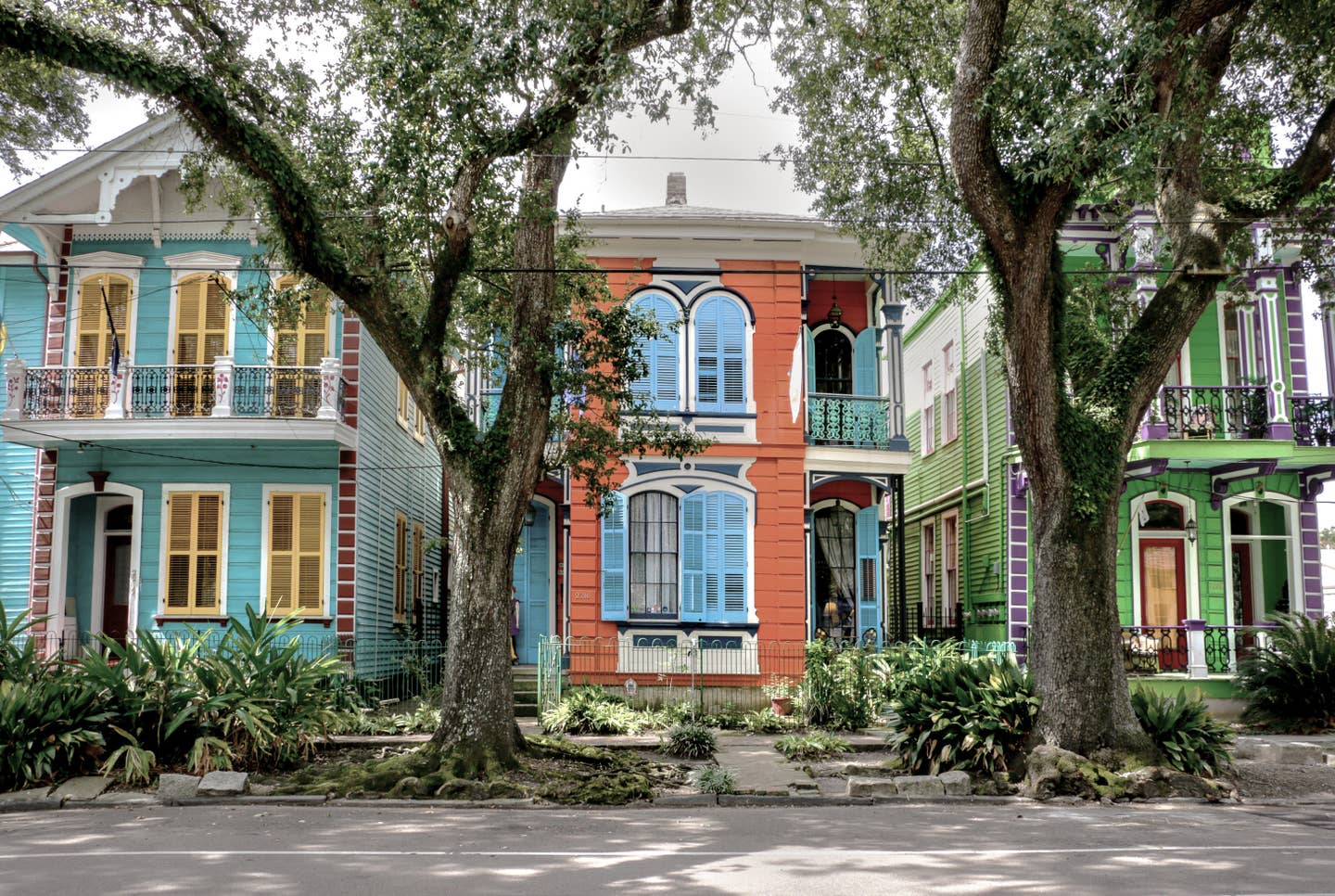 New Orleans Urlaub mit DERTOUR. Farbenfrohe viktorianische Häuser in New Orleans