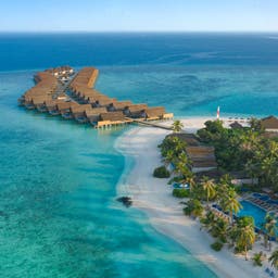 Malediven-raa-atoll-Faarufushi-wasserbungalows-f-malediven-hochformat.jpg