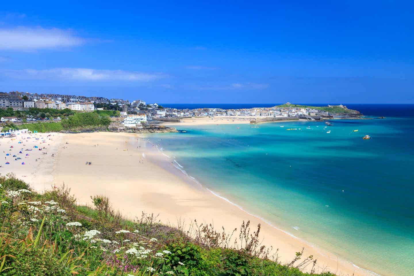Der Badeort St. Ives in Cornwall