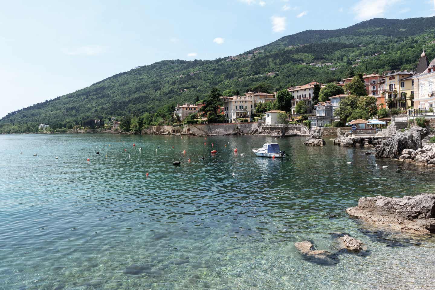 Kroatien beste Reisezeit: Lovran Küste auf der Halbinsel Istrien