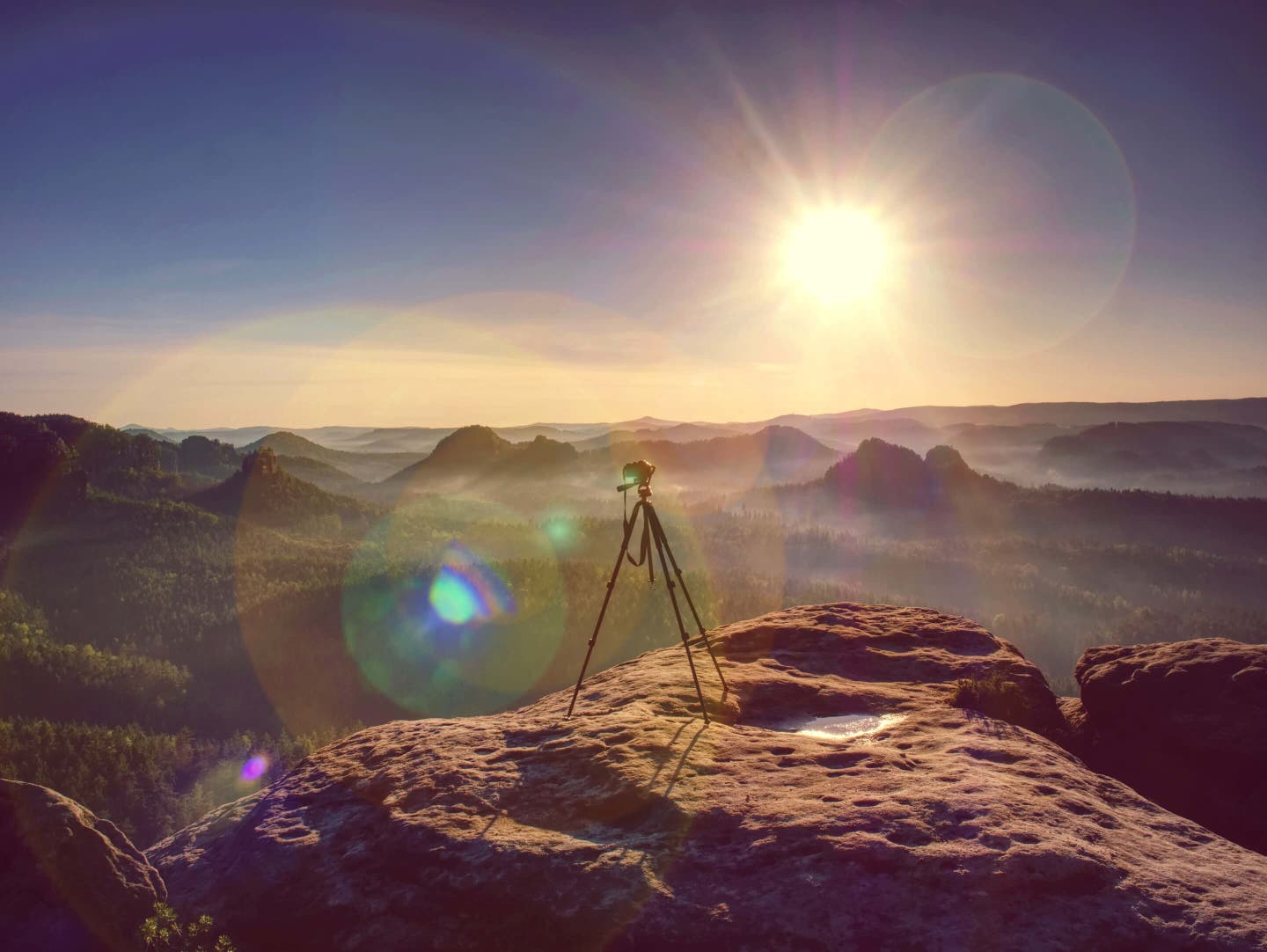 Fotospots in Deutschland: Mit Stativ auf dem Berg