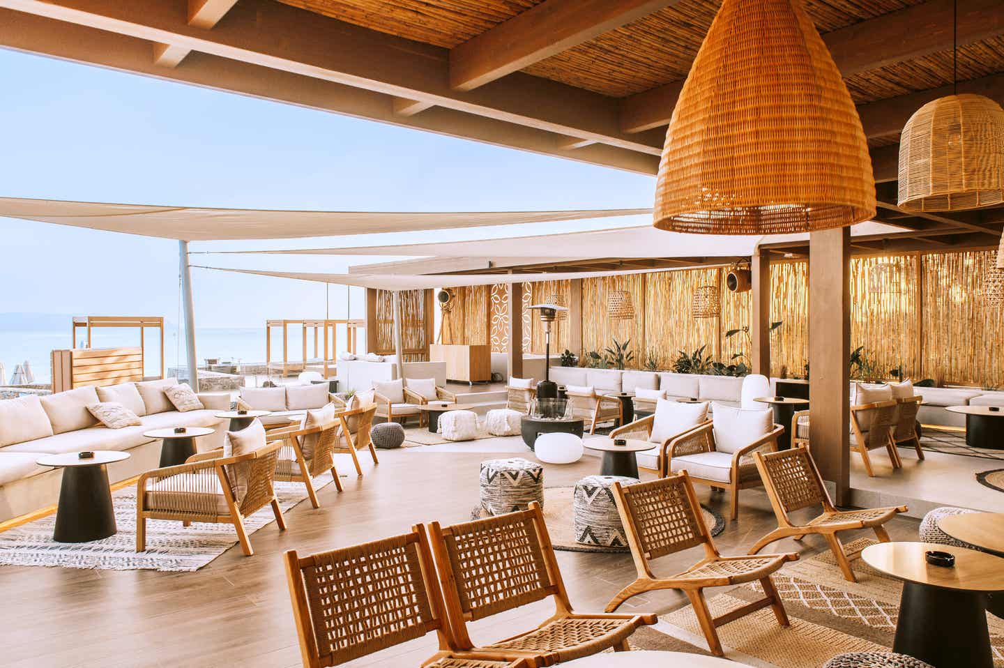 Stilvoll entspannen mit Meerblick im Restaurant des Sentido Unique Blue Resort