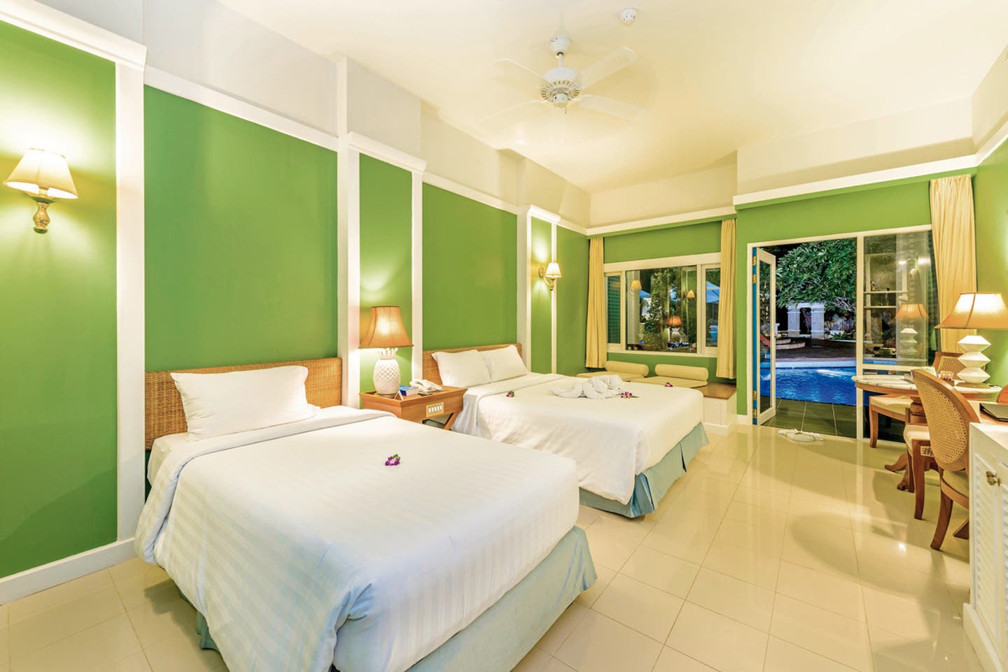 Wohnbeispiel Superior Pool Access