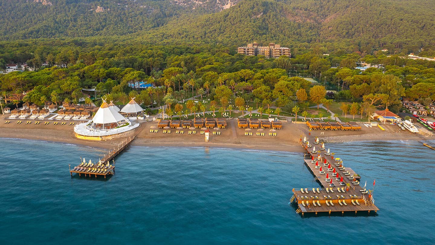 Balmy Foresta Hotel aus Vogelperspektive
