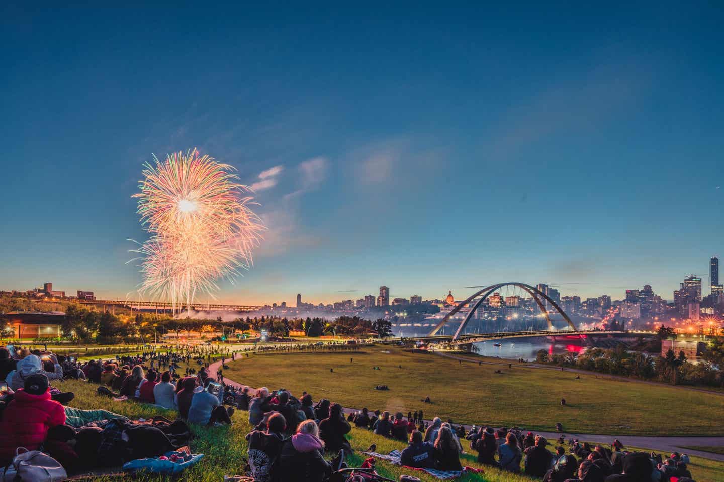 Feuerwerk über Edmonton