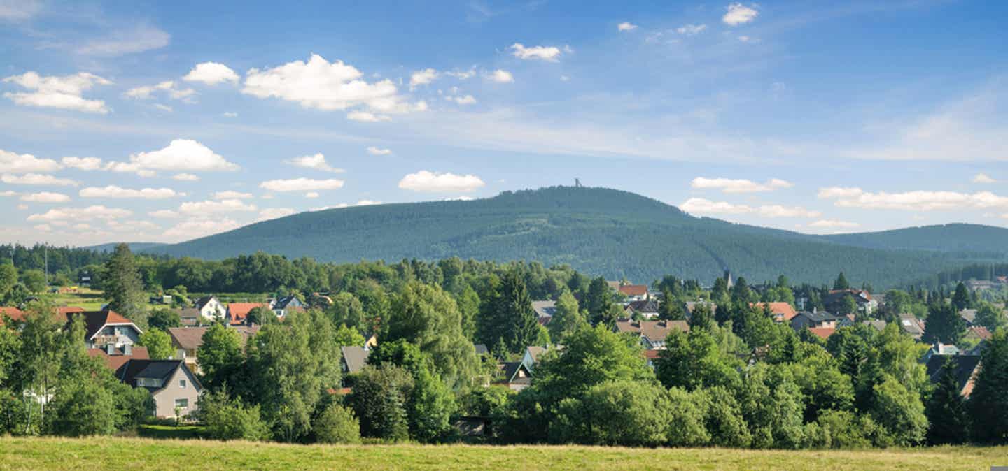 Braunlage, Harz-Berg mit dem Wurmberg im Hintergrund