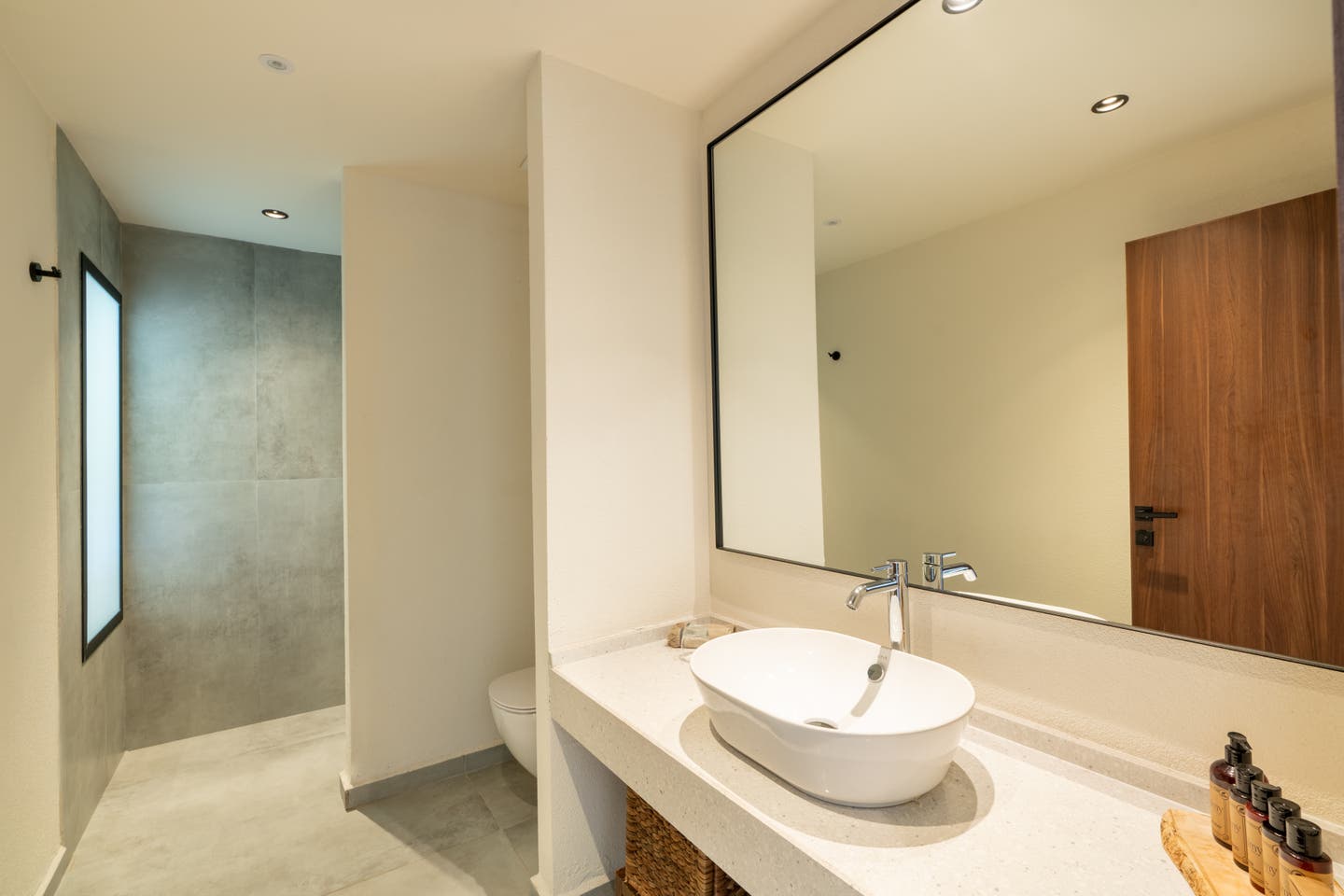 Badezimmer des Balmy Signature Swim-up Suite