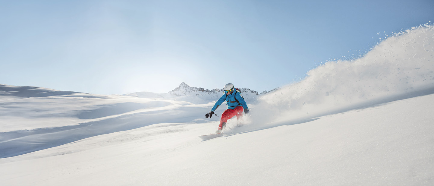 KR_1377_DER_Kam_Winterurlaub_Ski_DTO_Website_Homepage_1440 x 617.jpg