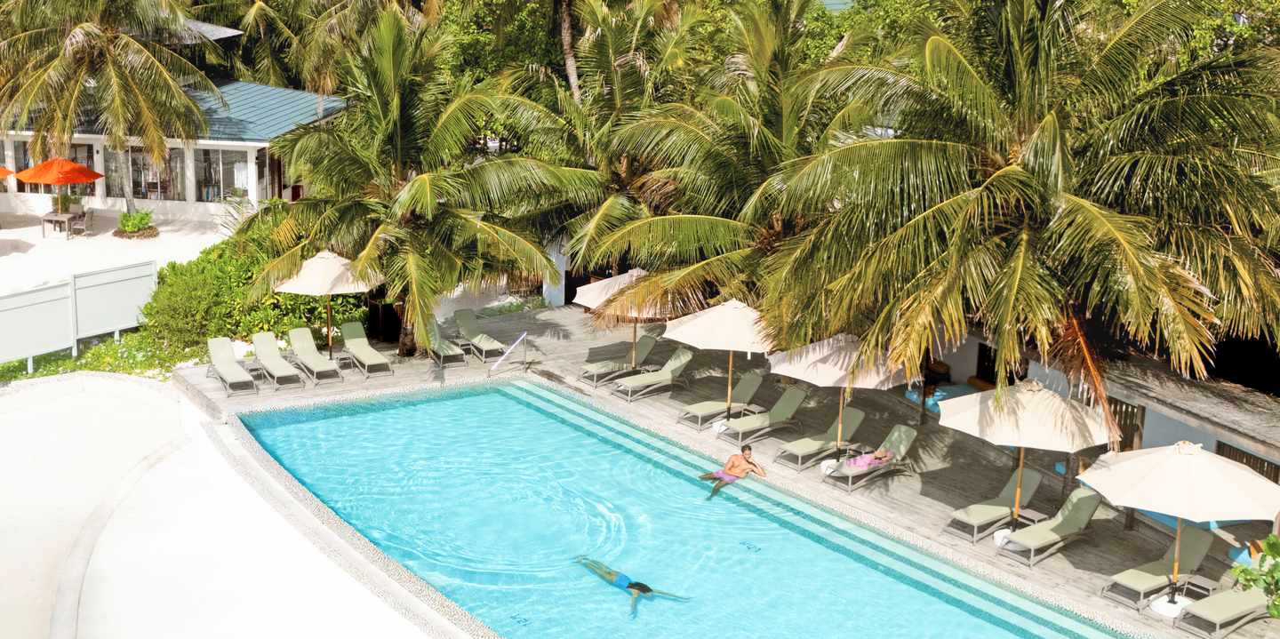 Poolzeit im Sentido OBLU Helengeli