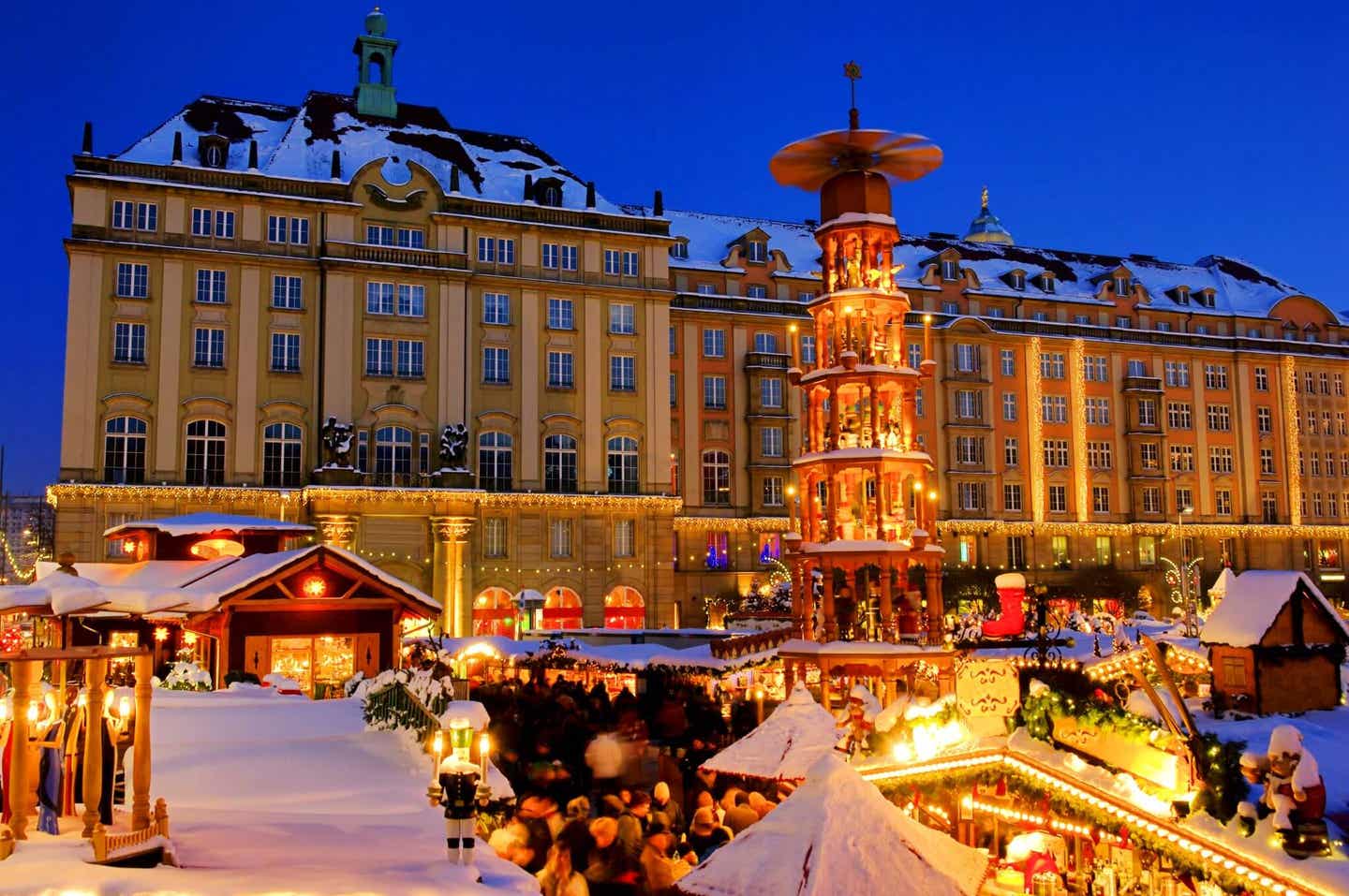 Der Striezelmarkt in Dresden