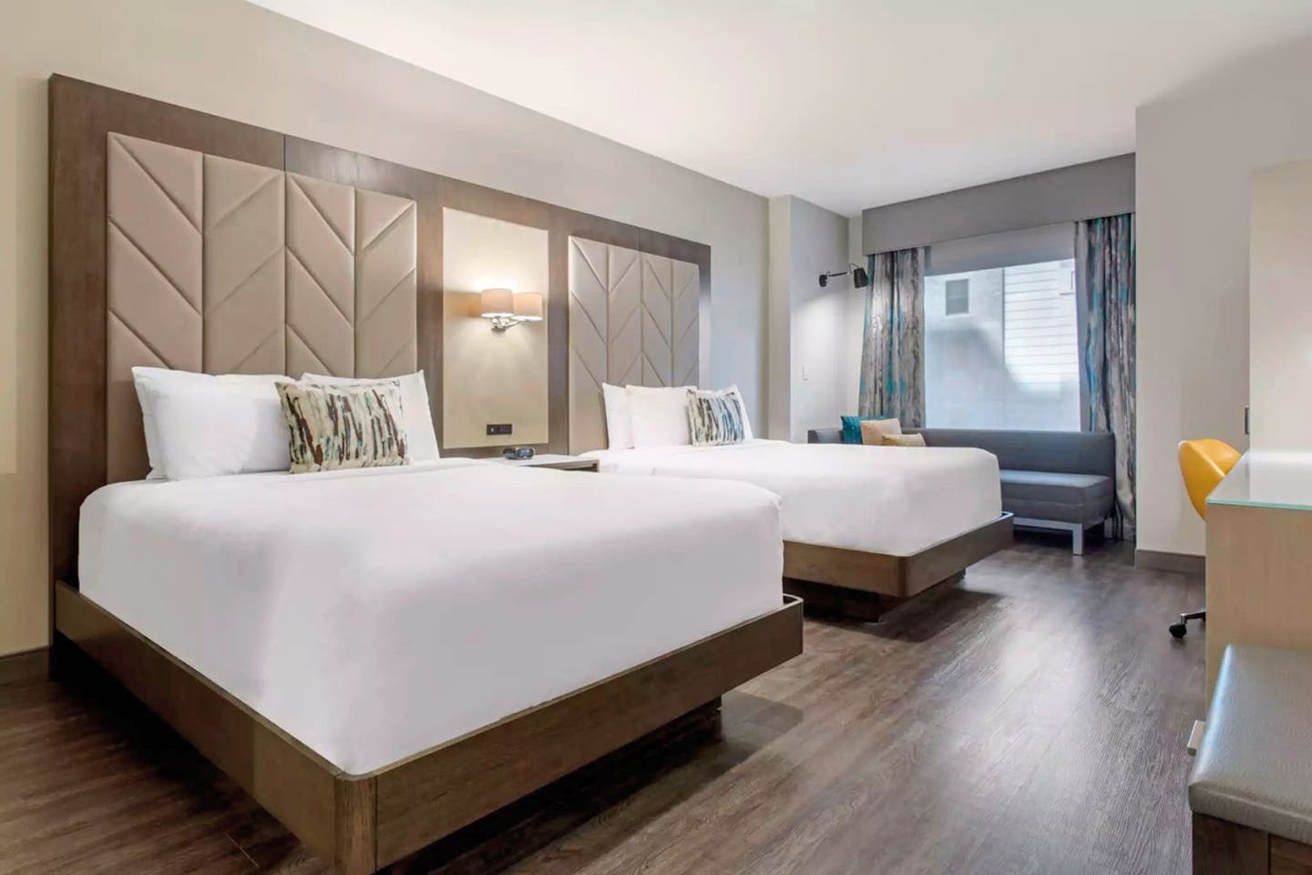 Wohnbeispiel Standard Room - 2 Queen Beds