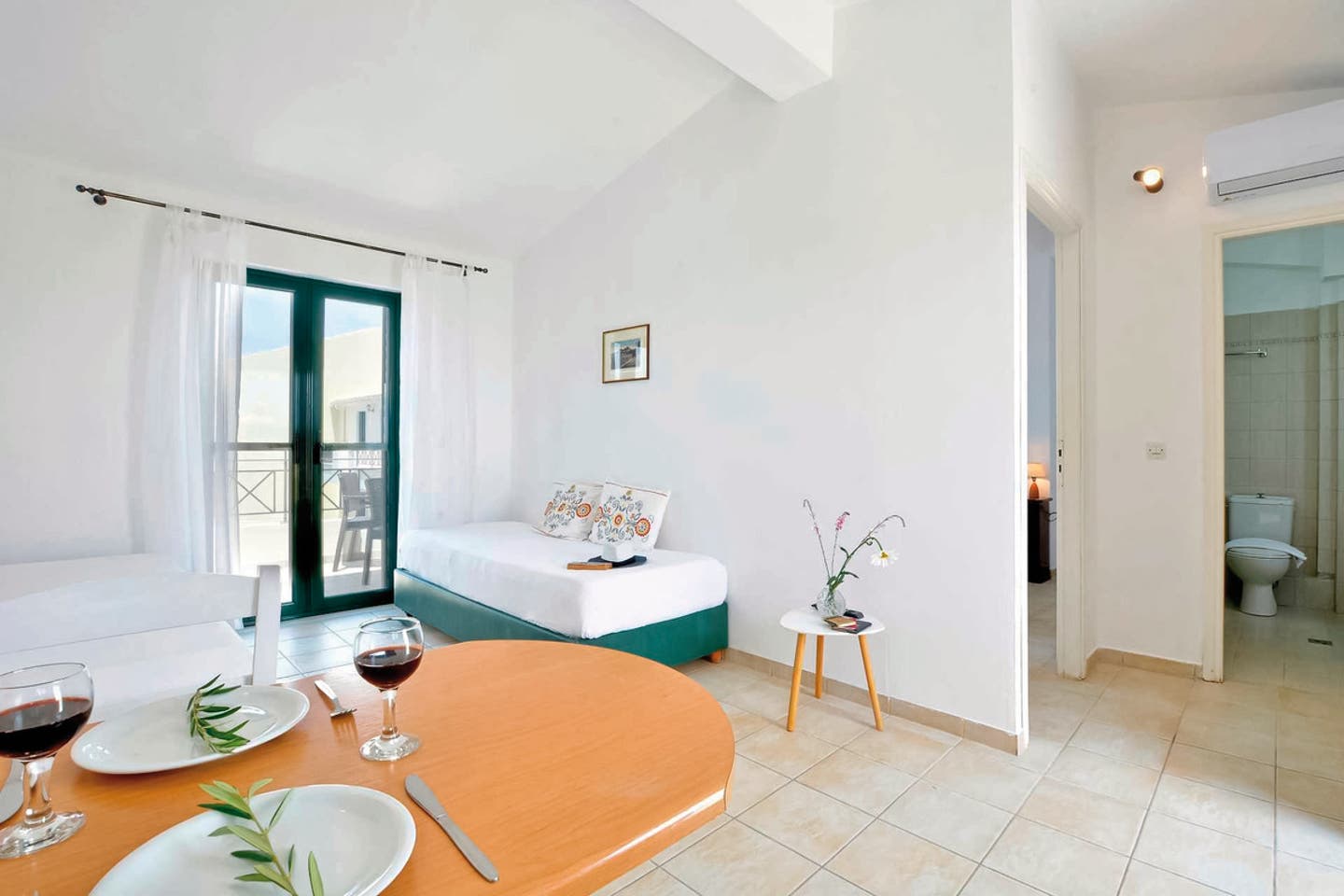 Wohnbeispiel Apt. 1 Schlafzimmer Gartenblick