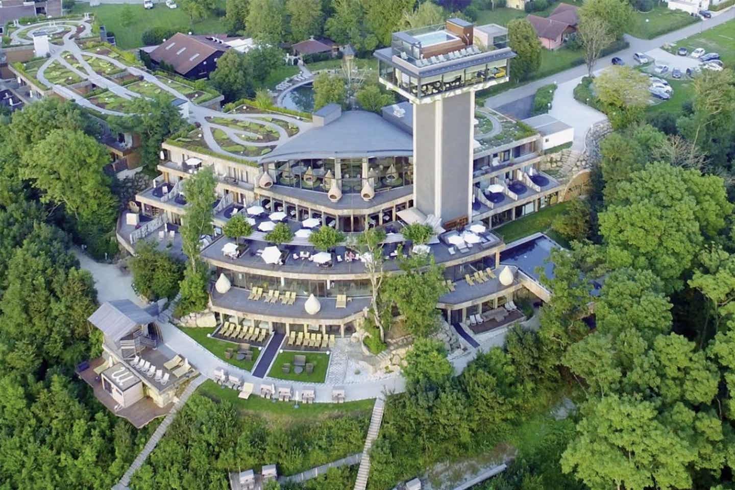 Außergewöhnlichste Hotels Deutschland. Luftaufnahme des Mawell Resort