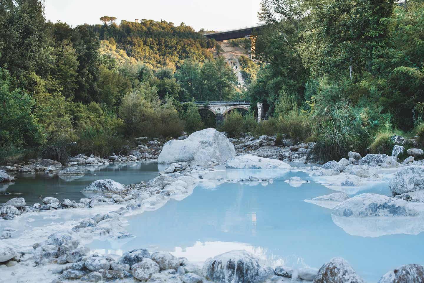 Heiße Toskana-Quelle von Sant Petriolo in Italien