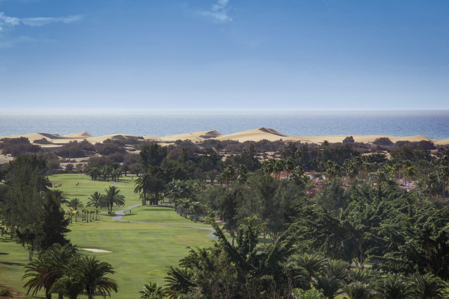 Strände Gran Canaria: der Golfcourt in Maspalomas am Strand