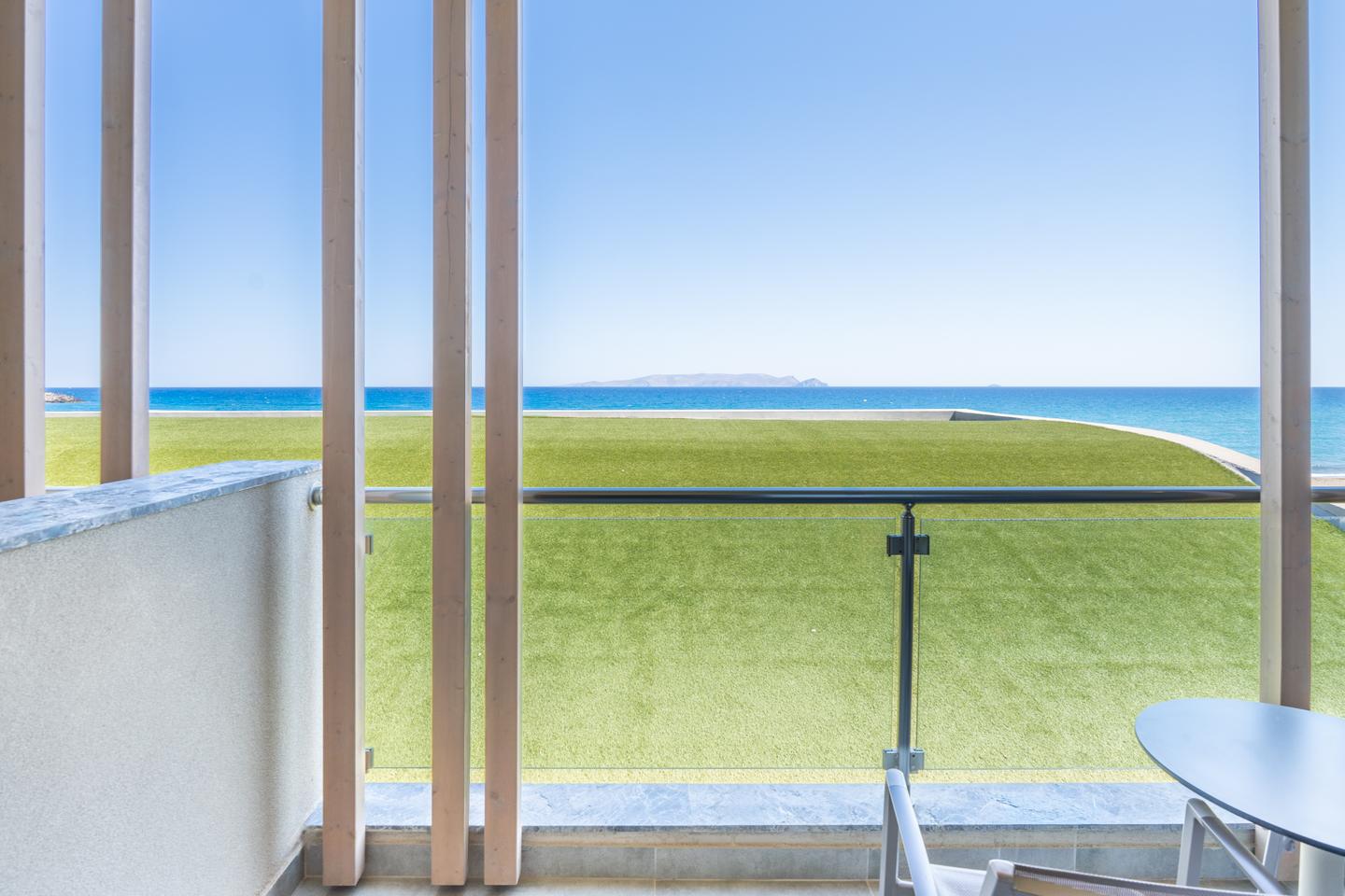 DZ Superior Balkon seitlicher Meerblick Beispiel