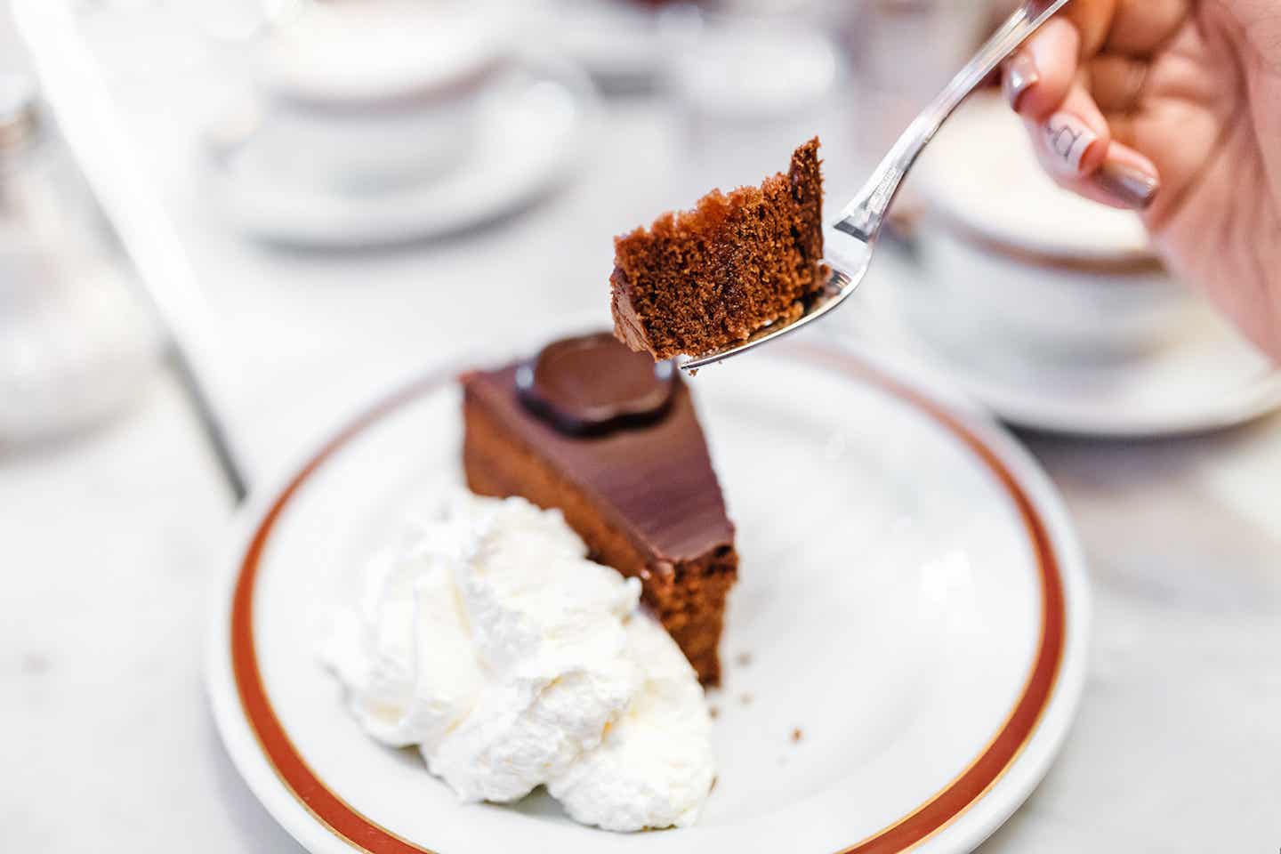 Süßes am Naschmarkt: Sachertorte