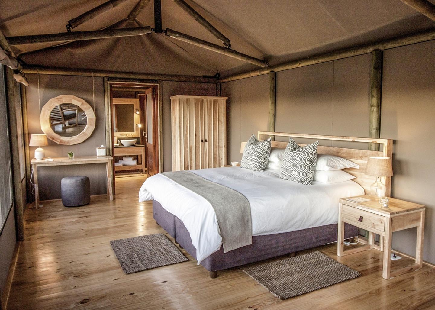Wohnbeispiel Hlosi Game Lodge