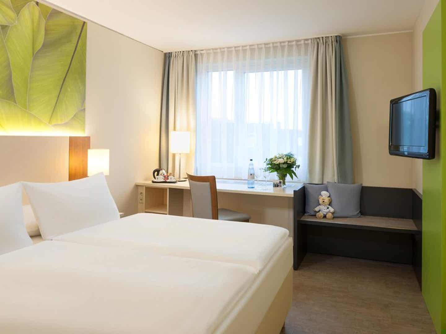 FC Köln Tickets und Hotel. Zimmer im Dorinth Hotel Köln Junkersdorf.