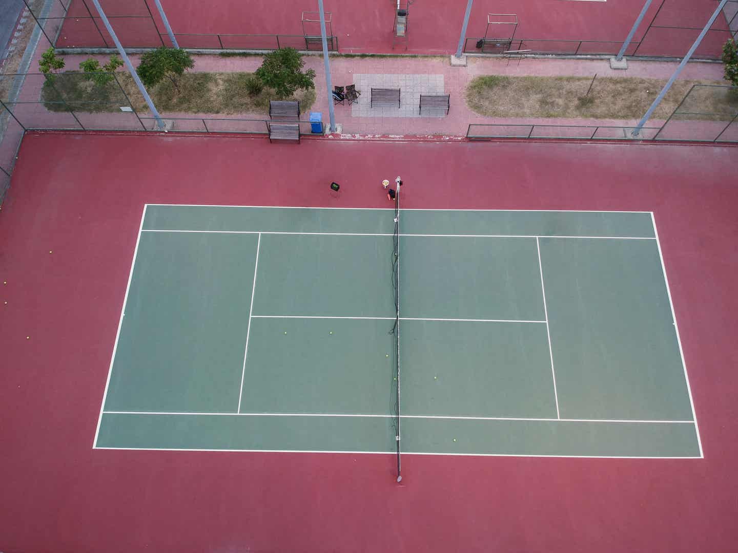 Tennisplatz in Side