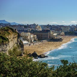 frankreich-atlantikkueste-biarritz-strand-stadt-g-814157792.jpg