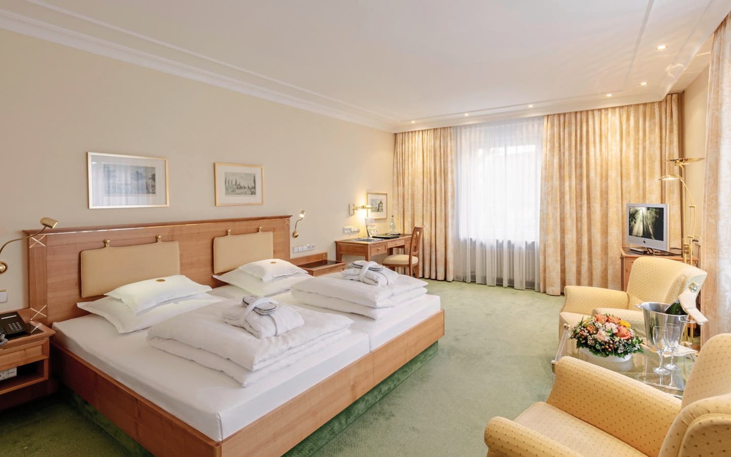 Wohnbeispiel Doppelzimmer Westfl&uuml;gel