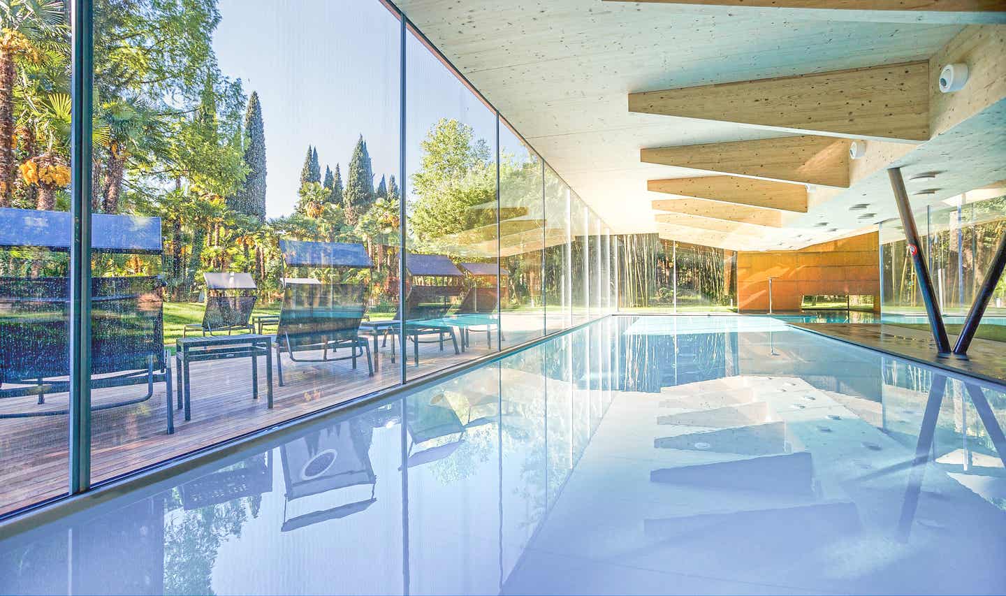 Schönste Hotels Italien Du Lac et Du Parc Resort Innenpool