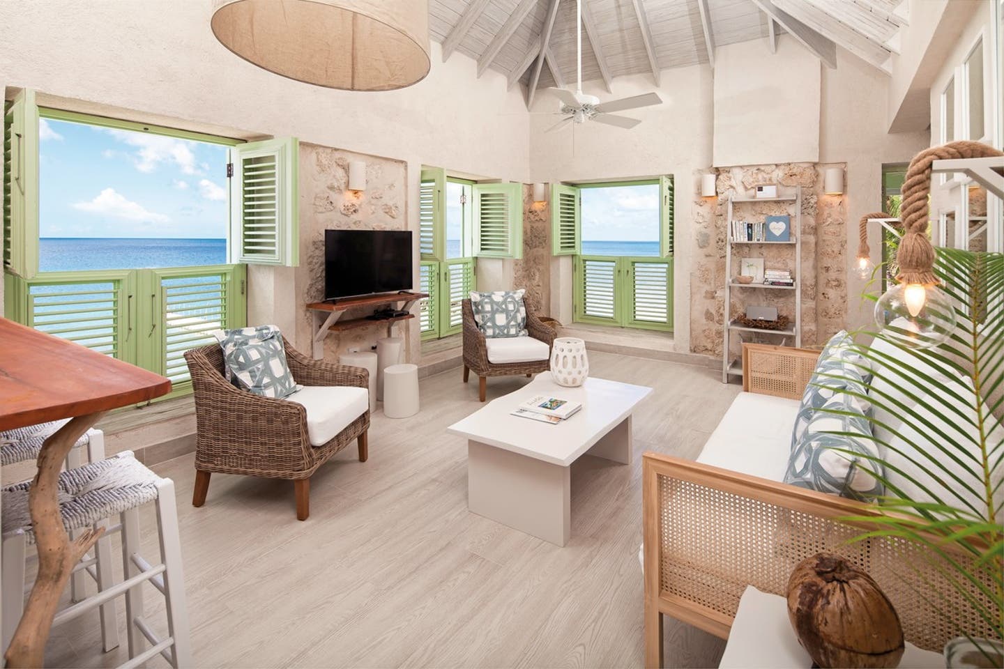 Wohnbeispiel Two Bedroom Oceanfront Suite