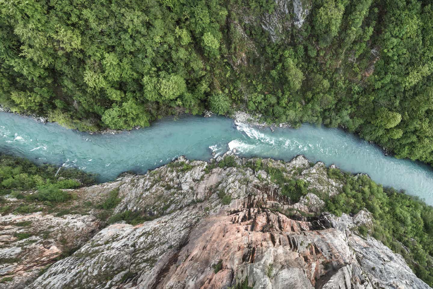 Urlaub in Montenegro – Canyon, Flüsse und Grün