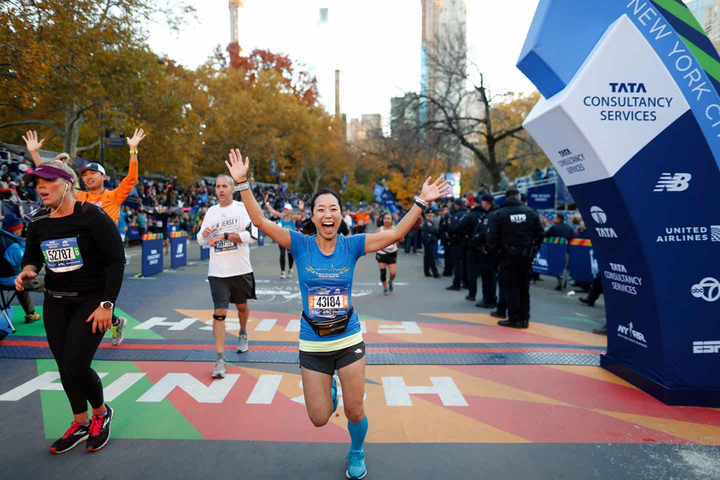Läuferin beim New York City Marathon kommt ins Ziel