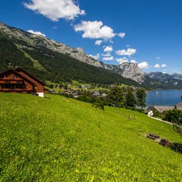 oesterreich-berge-see-wiese-t-511239947.jpg