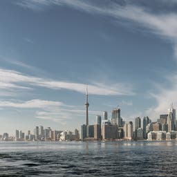 kanada-ontario-toronto-skyline-seeansicht-g-1178015636.jpg