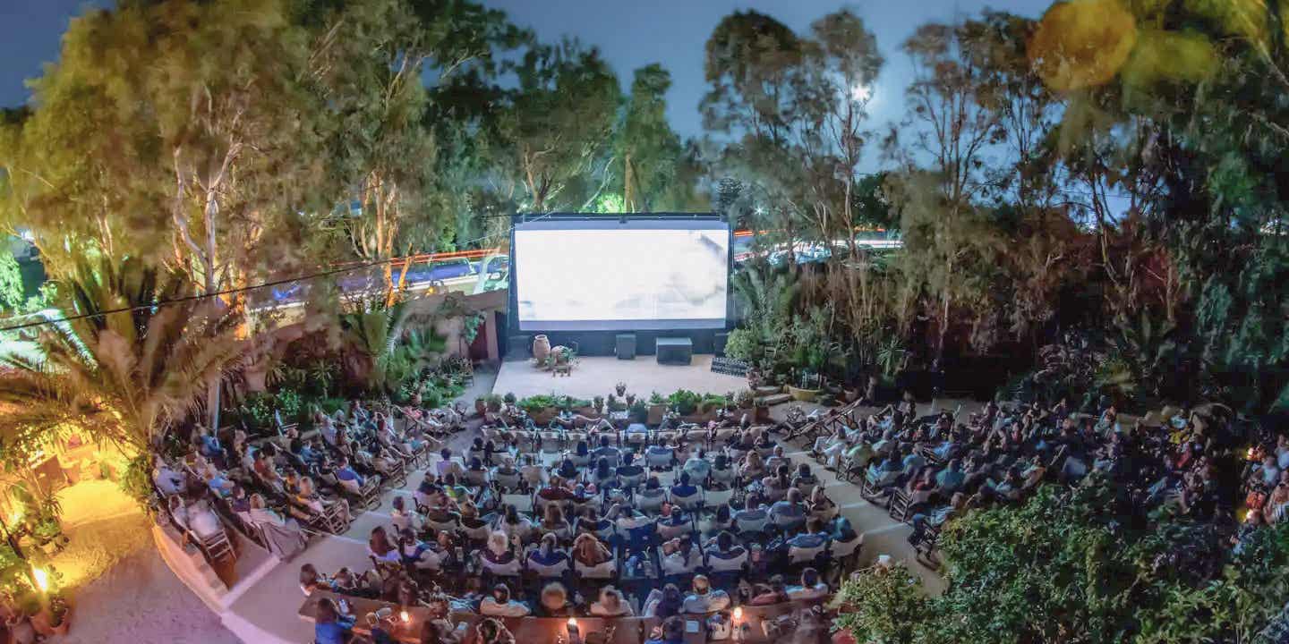 Open-Air-Kino in Kamari