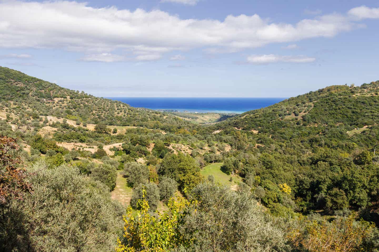 Die Ausläufer des Aspromonte reichen fast bis ans Meer