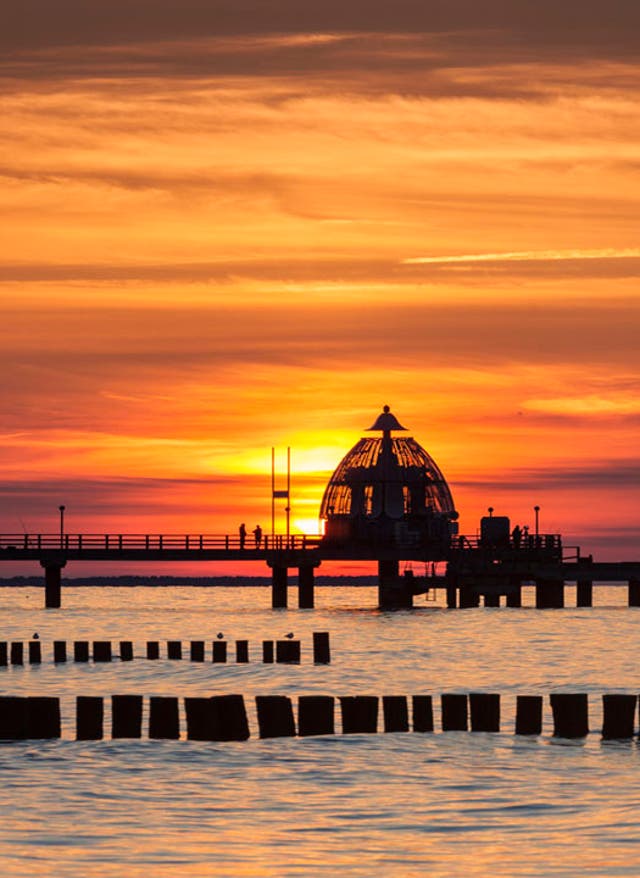 Hotel an der Ostsee buchen Reisekalender September. Seebrücke von Zingst, Ostsee