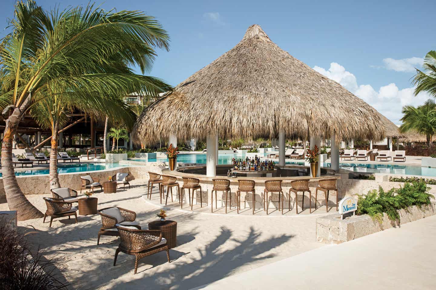 Secrets Cap Cana Resort und Spa - Außenbereich mit Karibikfeeling