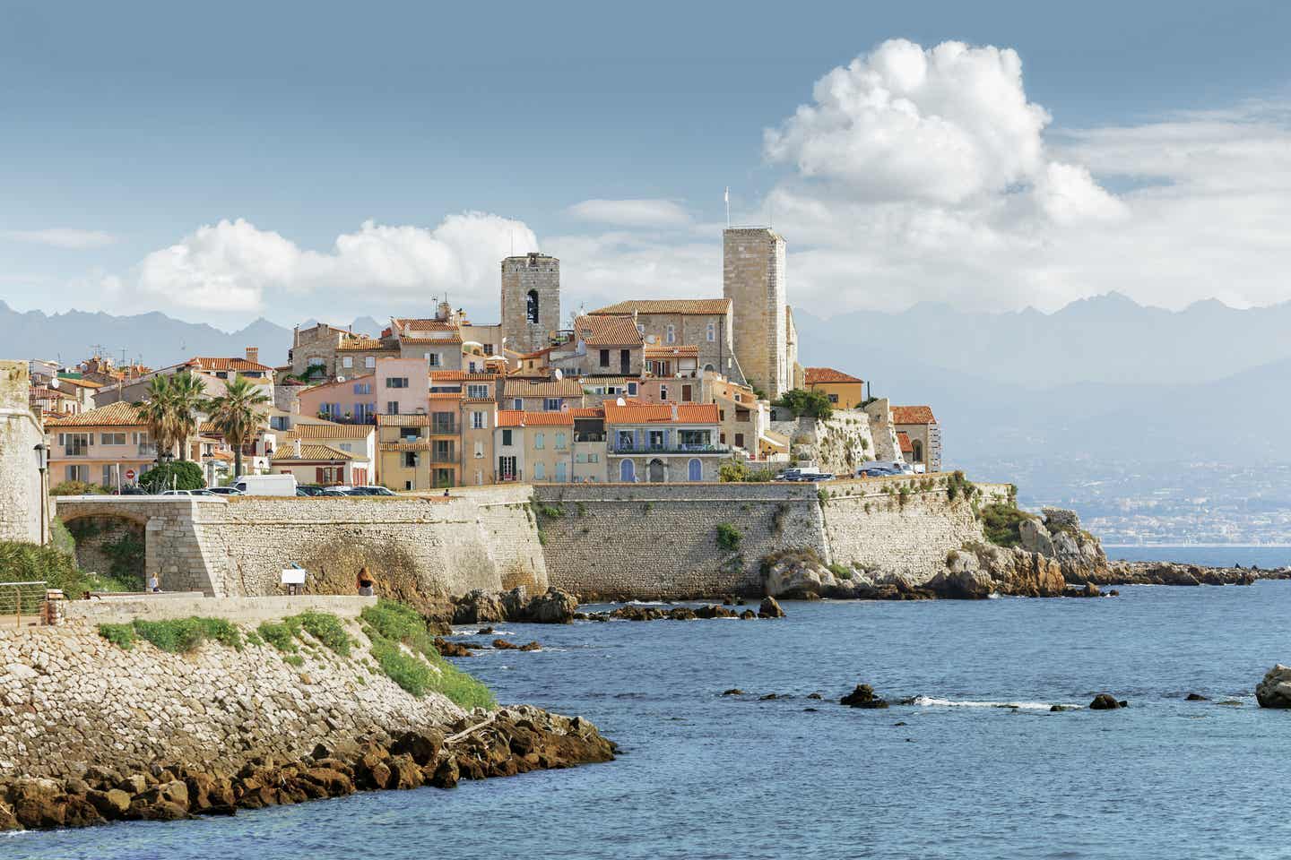 Das historische Antibes an Pfingsten erkunden