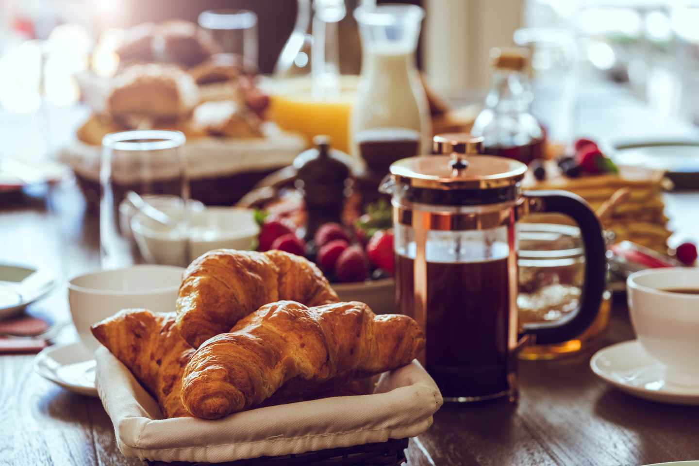 Sylt Hotel mit Frühstück: Hotelfrühstück mit Croissants