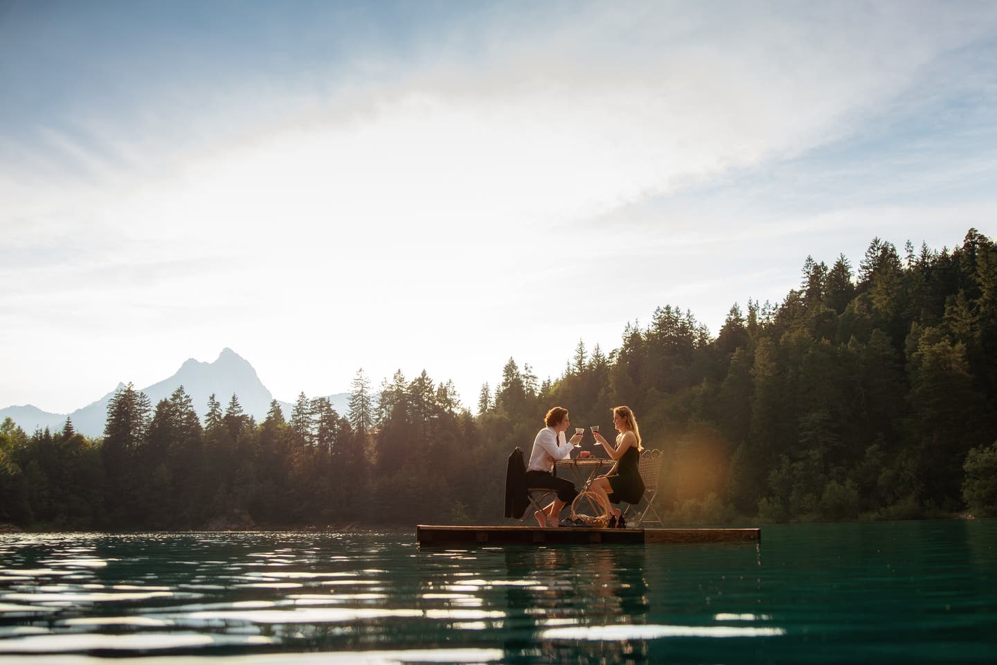 Alleine am See: entspannt während eines Aufenthalts im Adults-only-Hotel in Österreich