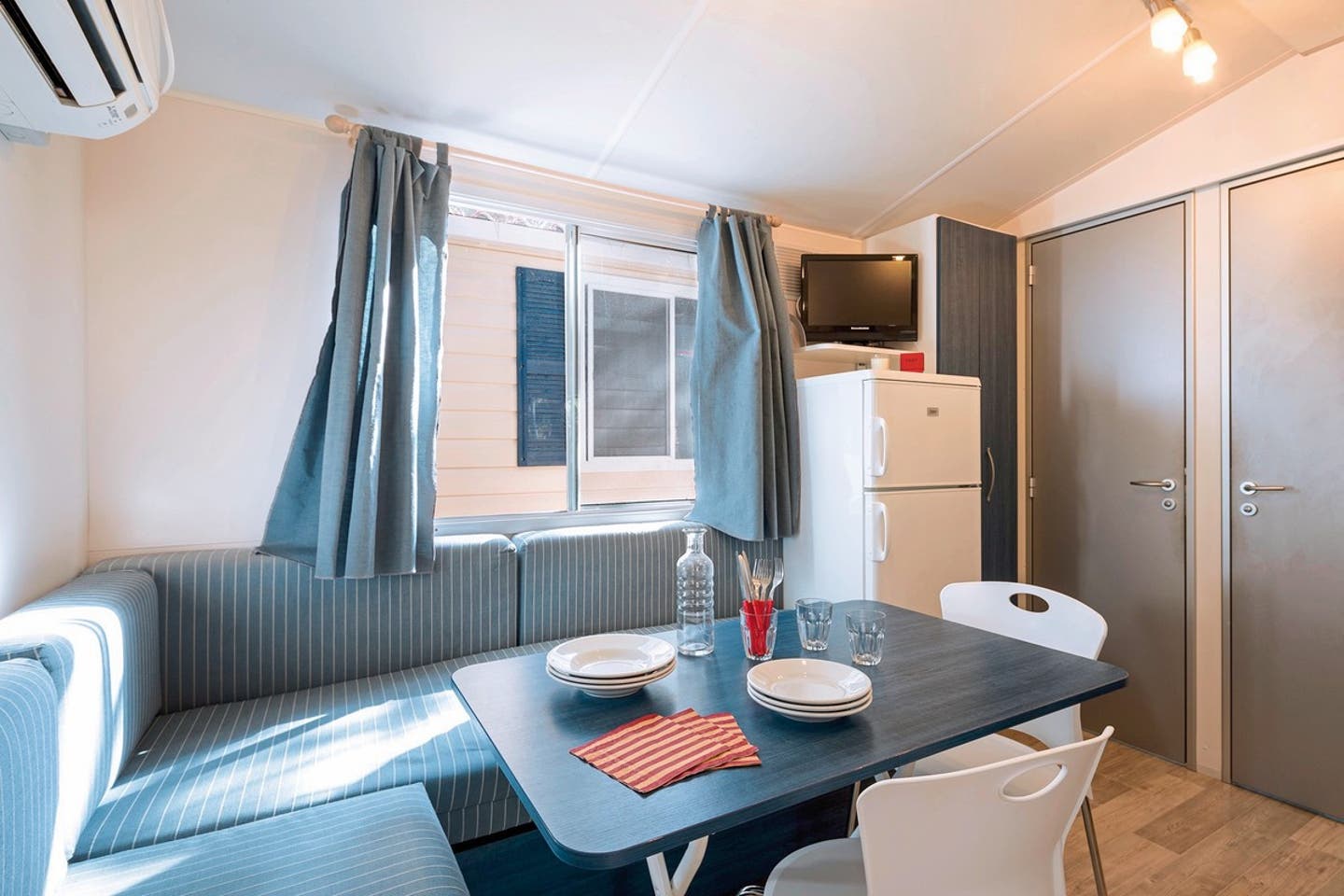 Wohnbeispiel Mobilheim Blu Romantic