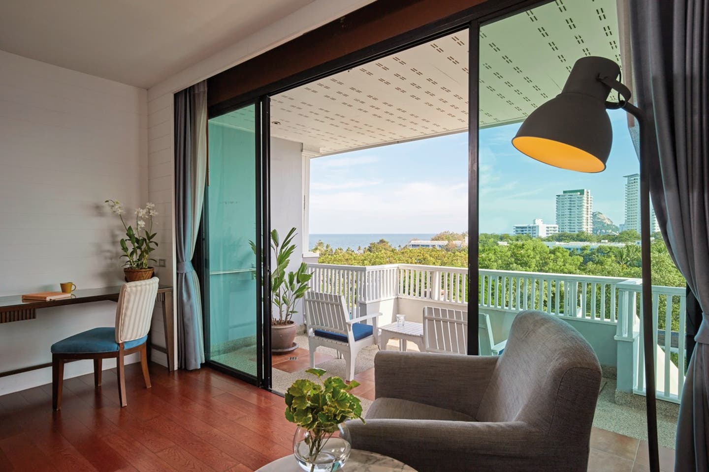 Wohnbeispiel Mini Suite Sea and Horizon Balcony