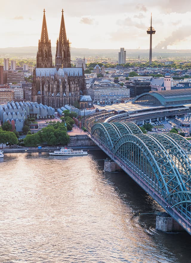 Bahnreisen Reisen mit der Bahn