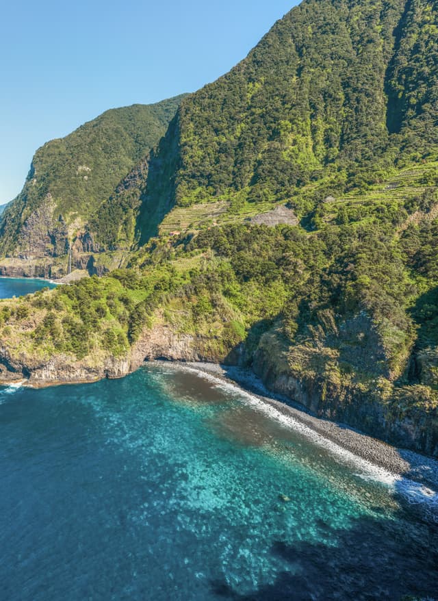 Zu den Angeboten der_portugal-madeira-seixal-strand-berge-pa-madeira-henrique-seruca-seixal-pa.jpg