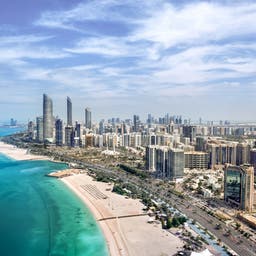 vae-abudhabi-bay-g-653900372.jpg