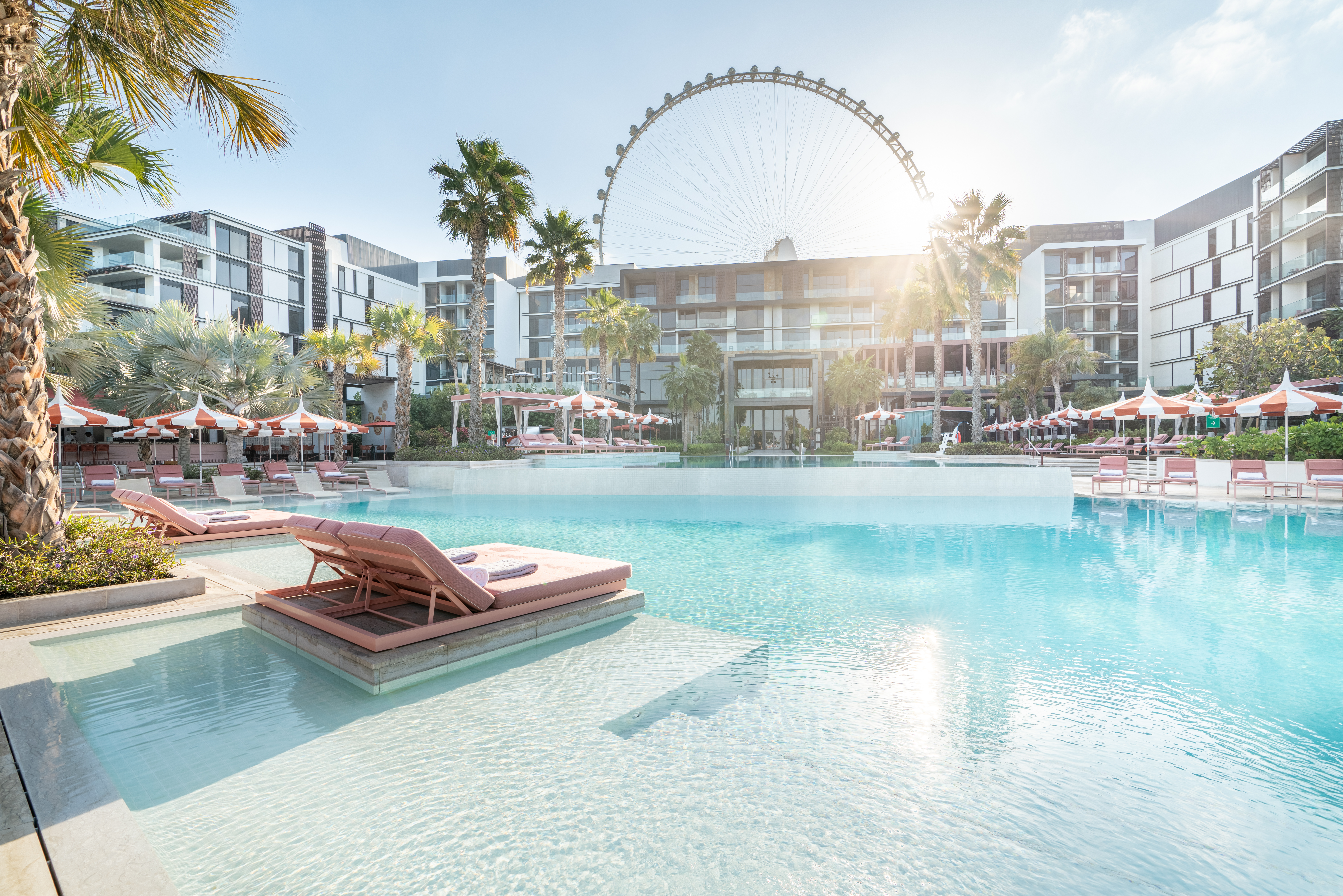vae-dubai-banyan-tree-bluewaters-resort-908643-pool-c10-ae-UAE04335.jpg