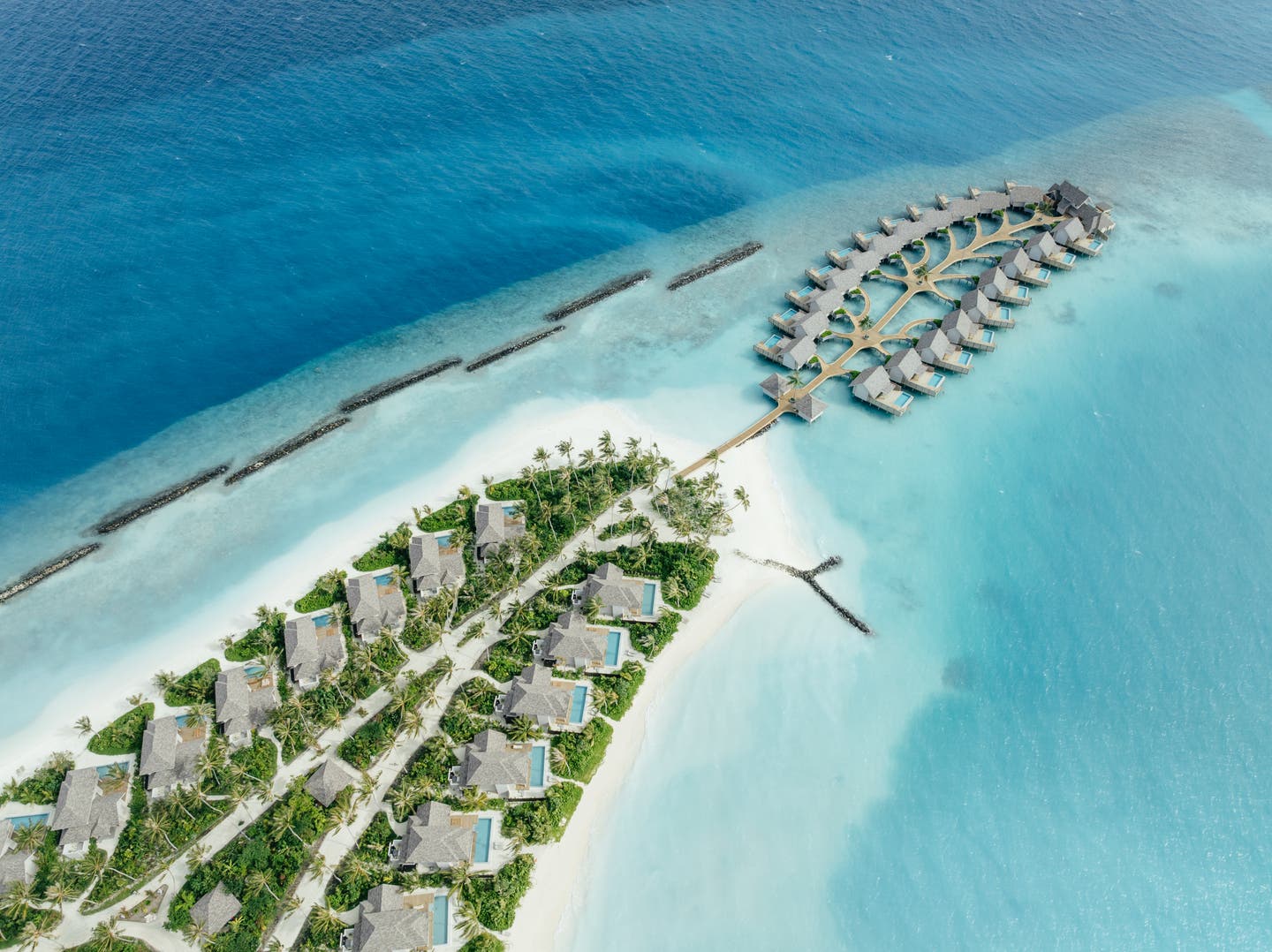 Das ananea Madivaru Maldives in einer Luftbildaufnahme