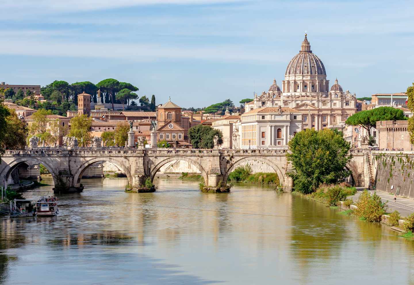 St. Peters Basilika im Vatican beim Städtetrip im März besichtigen
