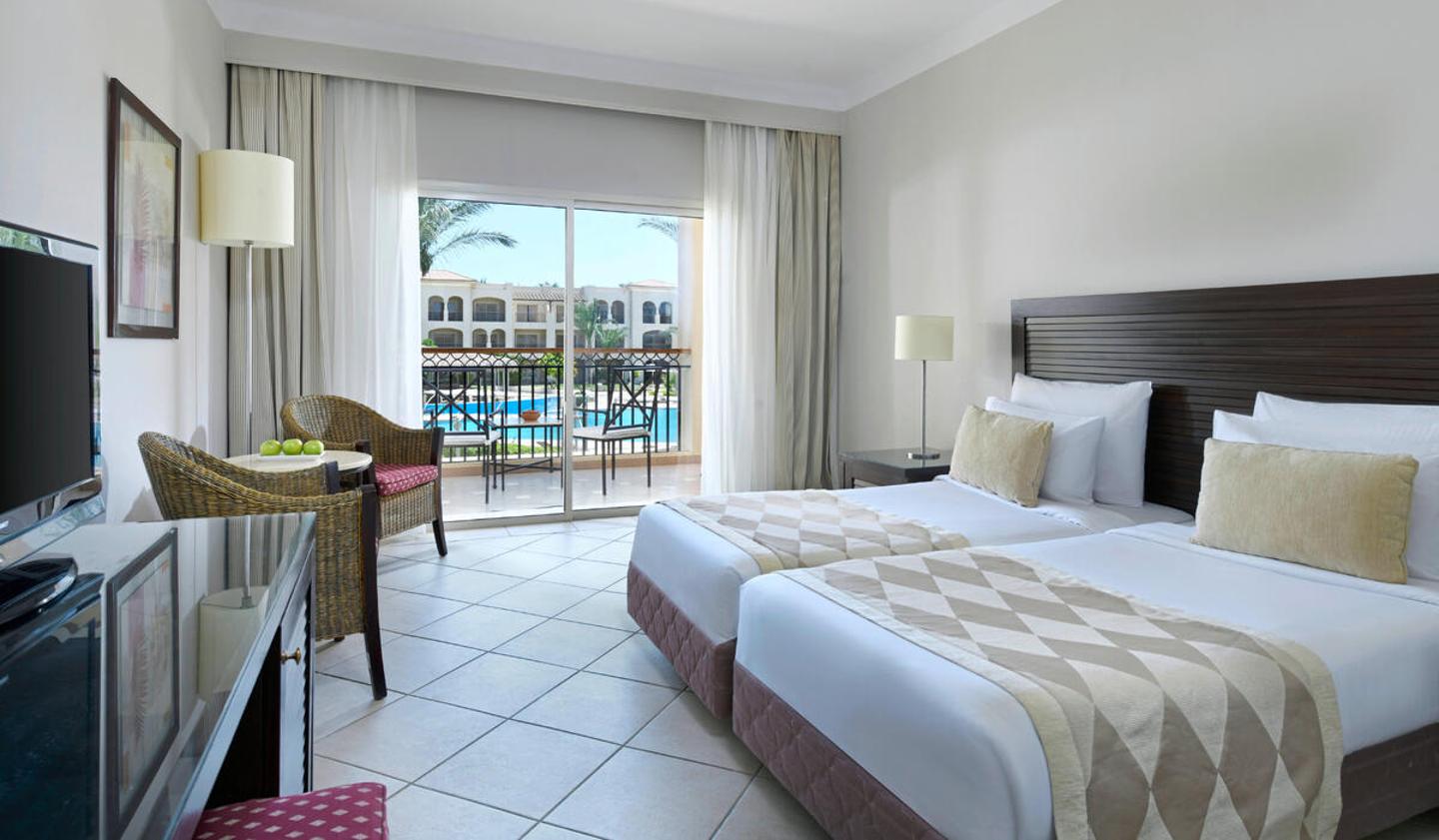 Wohnbeispiel Doppelzimmer Superior Poolblick