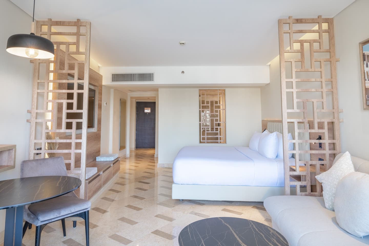 Wohnbeispiel für eine Standard Suite des Steigenberger ALDAU Beach Hotels